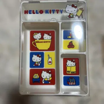 산리오 헬로키티 뚜껑 포함 트레이 새상품