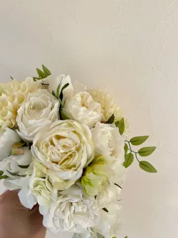 화이트 로즈 부케와 부토니에 세트!!