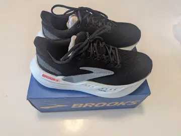 BROOKS 브룩스 글리세린 맥스 블랙/화이트