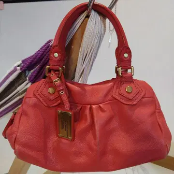 Marc by Marc Jacobs 클래식 Q 백