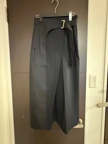 UNITED TOKYO 블랙 랩 스타일 스커트 사이즈 2