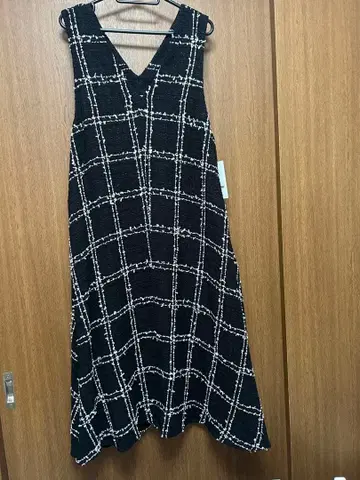 슬리브리스 체크 무늬 원피스 사이즈 0