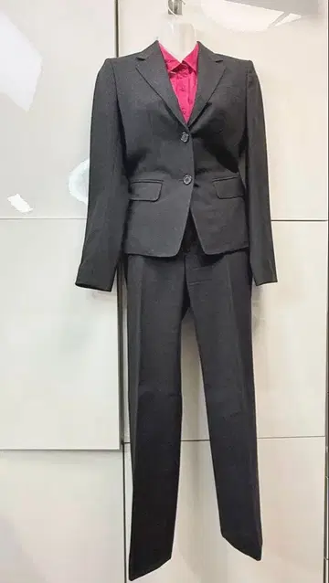 [컨디션 최상] 언타이틀 온 클로젯 울 팬츠 수트