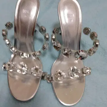 희귀 레어 ZARA 실버 비쥬 하이힐 39