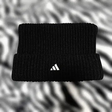정품 adidas 고양이 귀 니트 모자 비니
