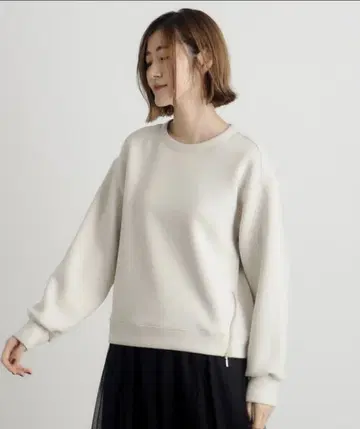 메탈 사이드 지퍼 풀오버