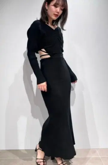 SNIDEL 커팅 오픈 니트 원피스 블랙 프리 사이즈