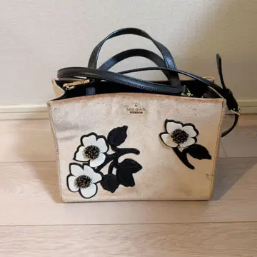 케이트 스페이드 꽃무늬 핸드백