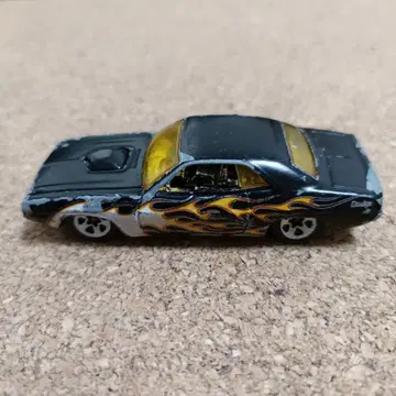 Dodge DCC 70 Challenger 핫휠 익명 배송