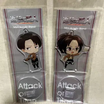 진격의 거인 리바이와 한지의 미니 아크릴 스탠드