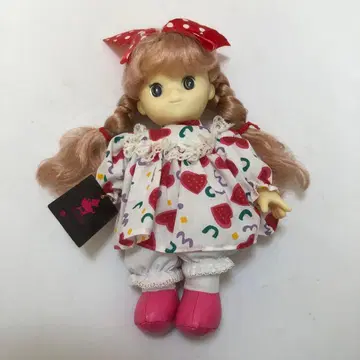 밀크 파티쨩 딸기 무늬 인형