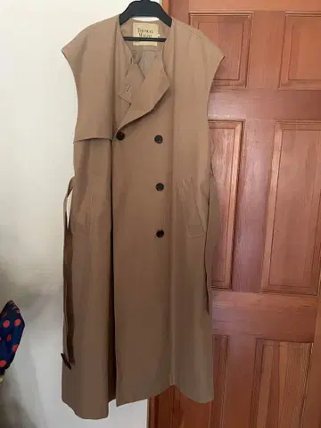 토마스 맥파이 슬리브리스 트렌치코트 사이즈 38 베이지