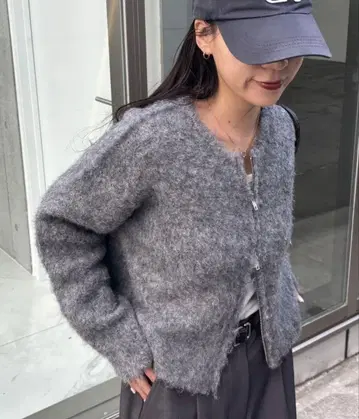 울 혼방 부클레 W 지퍼 가디건