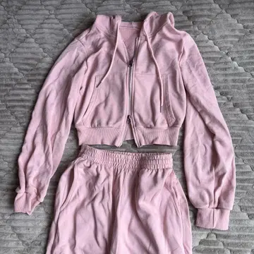 핑크 크롭 후드티 & 팬츠 셋업