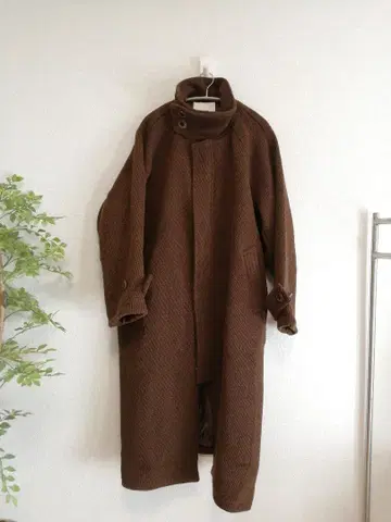 브라운 롱 코트