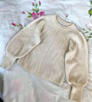 골 변형 돌먼 니트 슬로브 이에나 아이보리