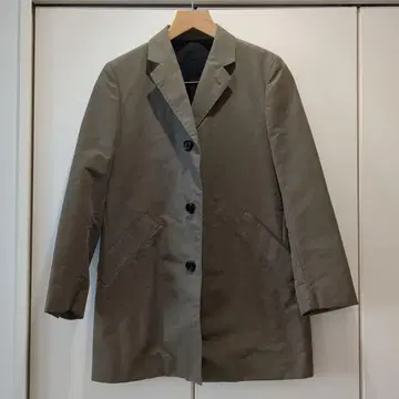 마가렛 하우엘 카키 자켓