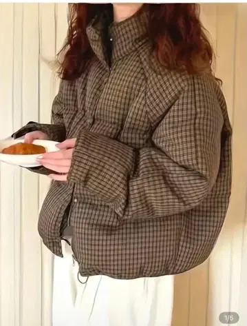 브라운 체크 다운 자켓