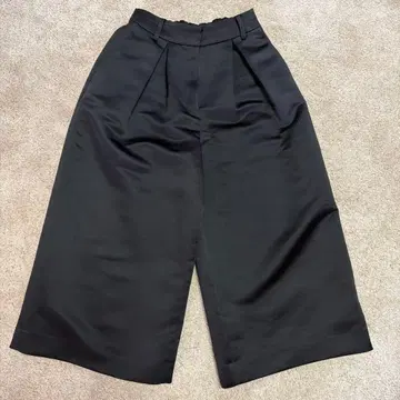 heve 헤이브 새틴 플레어 가우초 팬츠 사이즈 38 블랙