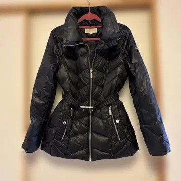 Michael Kors 블랙 다운 자켓