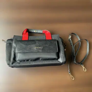 스콧 클럽 숄더백 블랙/레드 나일론