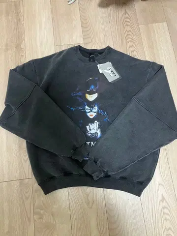 LYFT BATMAN / 빈티지 크루넥 스웨트