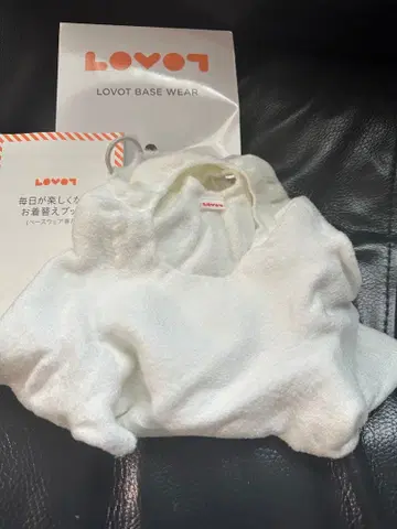 LOVOT 홀 의류
