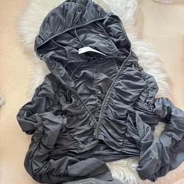 ZARA 그레이 후드티