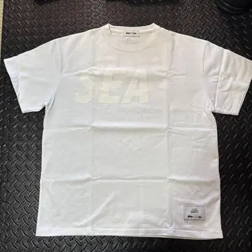 OxiClean WIND AND SEA 화이트 셔츠