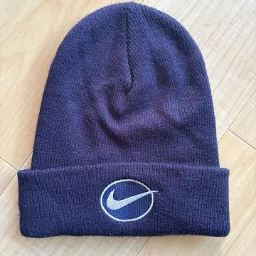 새상품급 Nike 니트 모자 네이비 Y2K