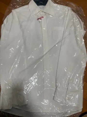 UNITED TOKYO 화이트 긴팔 셔츠 M 사이즈 클리닝 완료