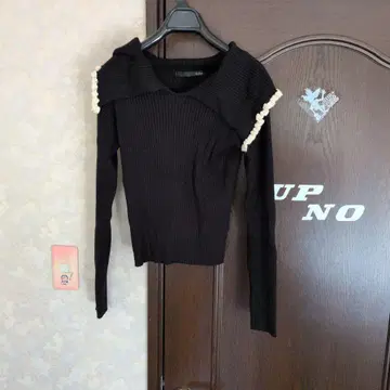 Healer 블랙 프릴 니트