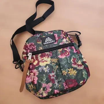 GREGORY 플로럴 숄더백