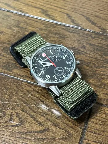 웬거 커맨드 크로노그래프 7082X 배터리 교체 완료