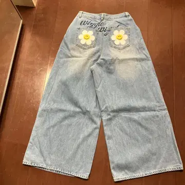 새상품 니코앤드[wiggle wiggle] 콜라보 사이드턱 데님 팬츠