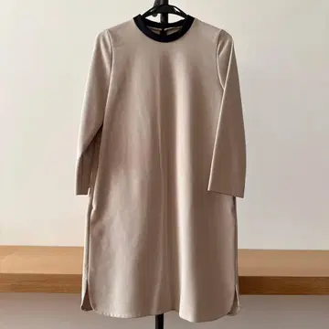 AMBIDEX 베이지 긴팔 티셔츠 원피스