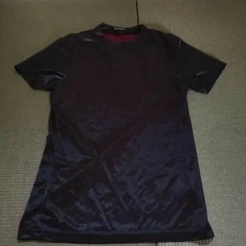 5351 Pour Les Hommes 블랙 T셔츠