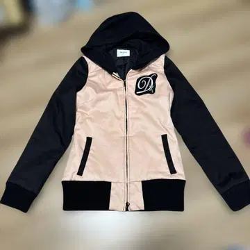 DELYLE 후드 부착 점퍼 핑크 블랙