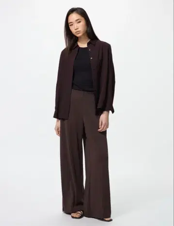 유니클로 크레이프 저지 스트레이트 팬츠 L 사이즈 다크 브라운