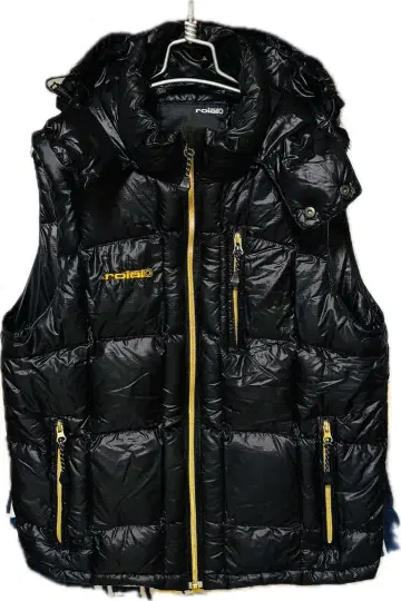 [ 빠른 배송 ] roial 로이알 블랙 다운 베스트 후드 부착 M 블랙