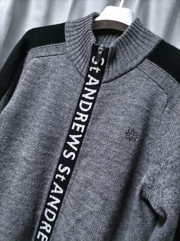세인트 앤드류스 집업 니트 자켓 그레이 센터라인 로고