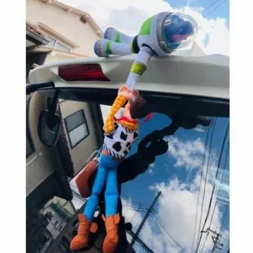 토이스토리 자동차 매달리기 인형 탈부착 가능