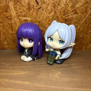 장송의 프리렌 앉아 피규어 프리렌 페른 2체 세트