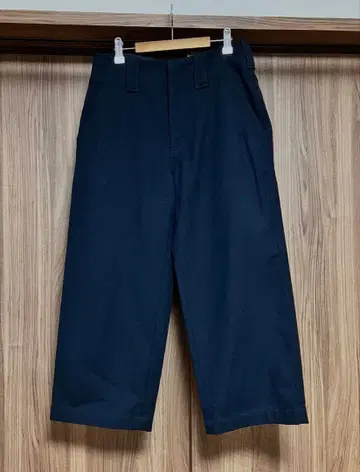 MHL 울 코튼 다크 네이비 크롭 팬츠