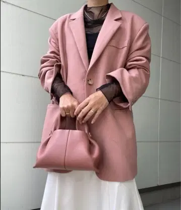 AMAIL 핑크 자켓 한 번 착용!