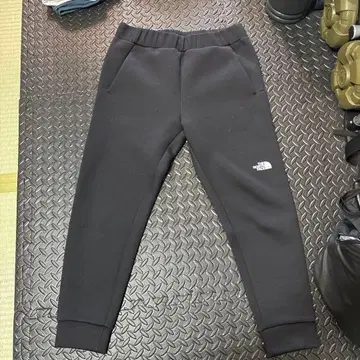 THE NORTH FACE 블랙 조거 팬츠