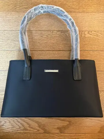 박스 포함 미사용 새상품 Yumi sienne 오리지널 백