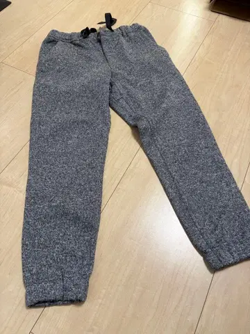 그라미치 스웨트 팬츠 M 사이즈