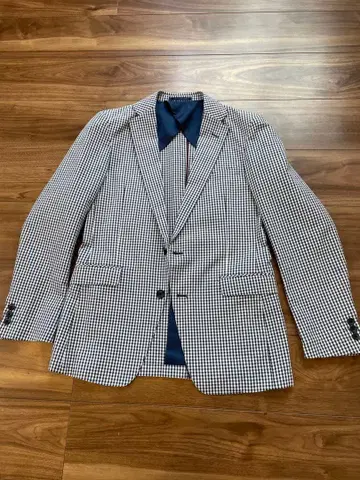 체크 무늬 테일러드 자켓