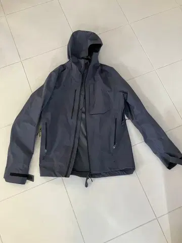 DECATHLON Quechua 방수 마운틴 파카/자켓 (L 사이즈)